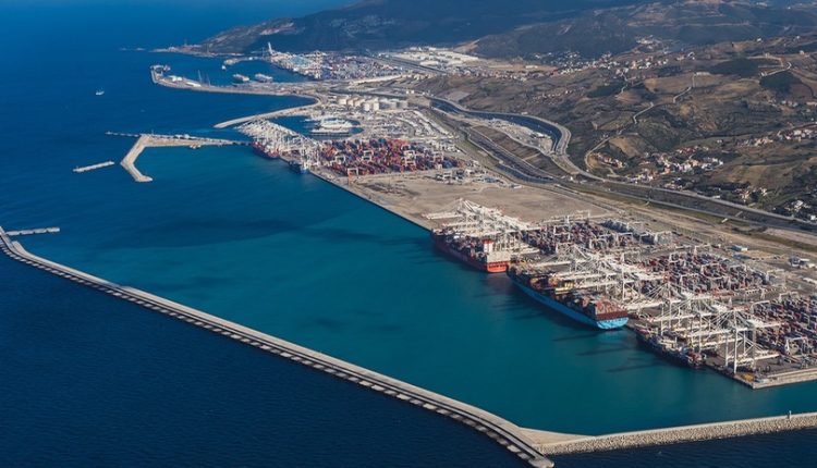 ميناء الجزيرة الخضراء